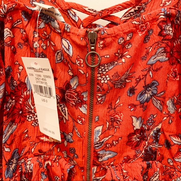 American Eagle Flowy Romper - Picture 4 of 5